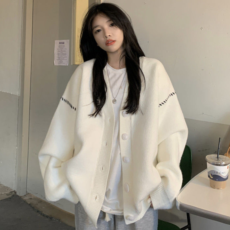 Autumn and winter lazy style V-neck knitted sweater cardigan women's  version loose casual all-match sweater cardigan coat